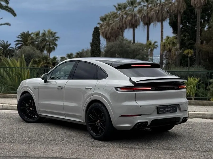 New LUXELANE